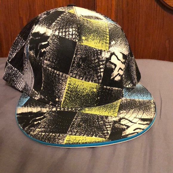 Fox hat - Picture 1 of 4